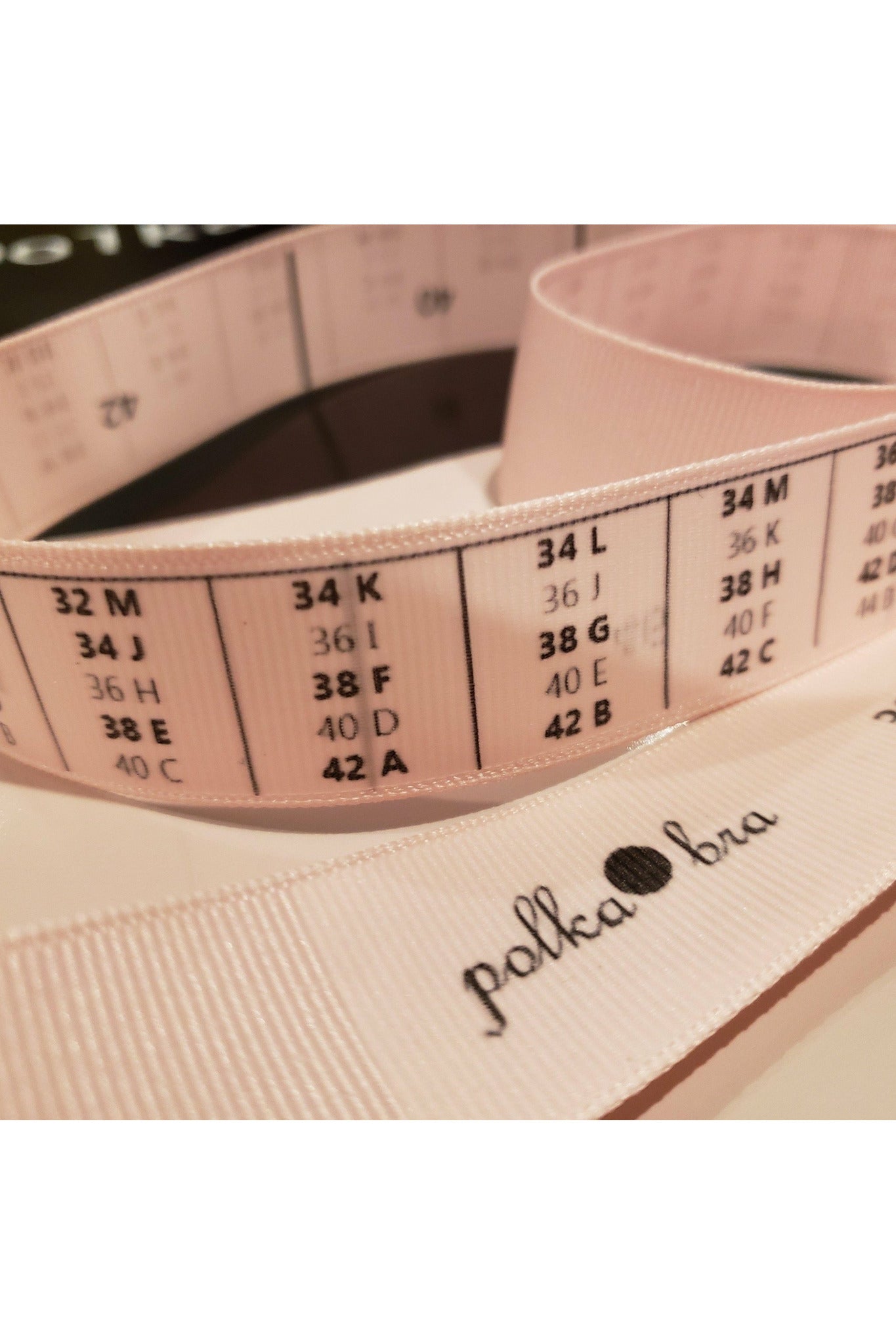 Self Fitting Measuring Tape - Polka Dot Bra